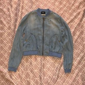 Jean jacket size small